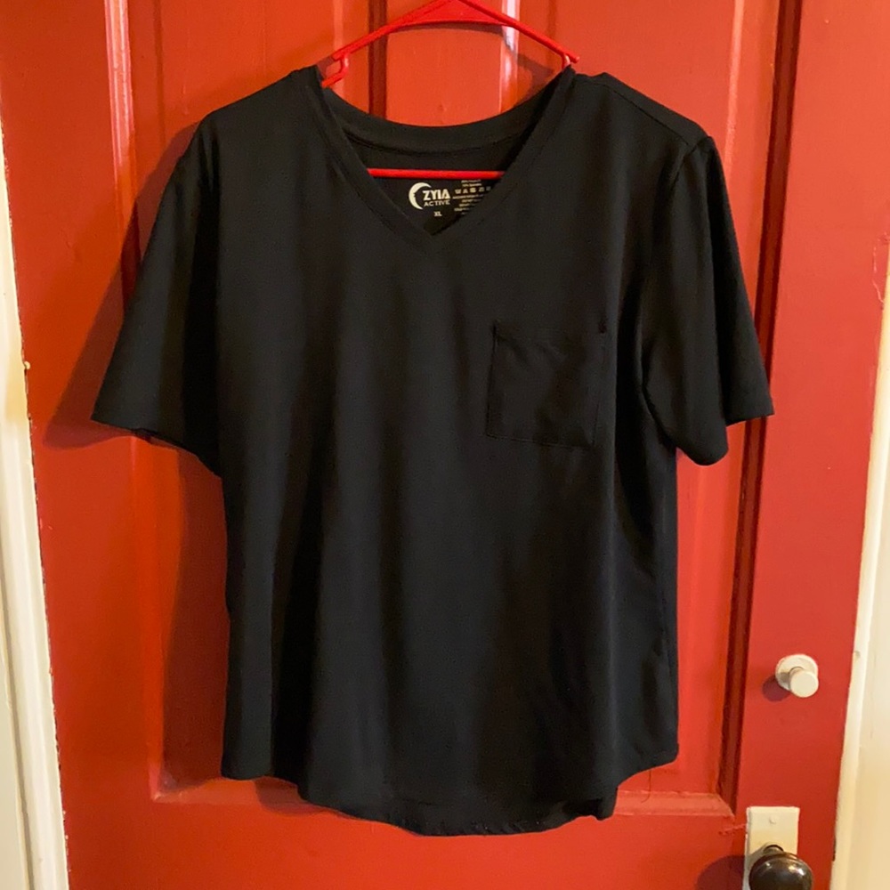 Black t-shirt